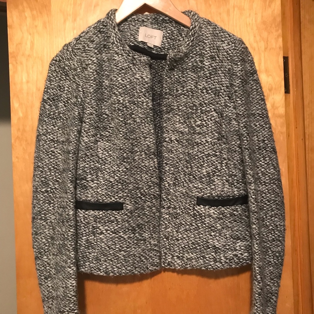LOFT Button up Tweed Blazer